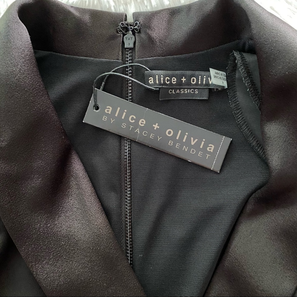 ALICE + OLIVIA Remi V Neck Front Suit Dress NWT 4 - Picture 8 of 10
